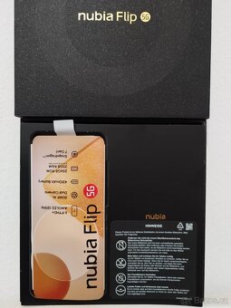 Nubia FLIP 5G 8 + 256 GB. Parádní skládačka za Top cenu. - 10