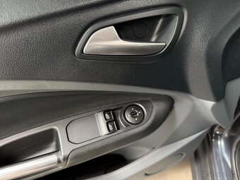 Ford C-MAX 1.6 TDCI , 70 kW nafta, 2011 - 10