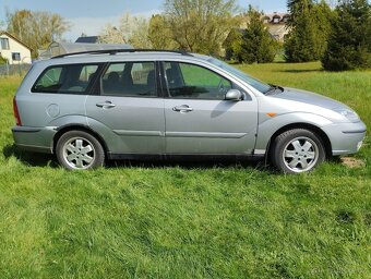 Ford Focus 1.6 i r.v.2003 - 10