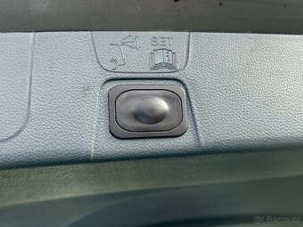 Ford C-MAX, 1.6 TDCI, vyhr.okno, el. kufr - 10