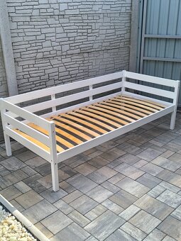 Prodám dřevěnou postel 90cm x 200cm - 10