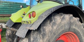 CLAAS Arion 640 - 10