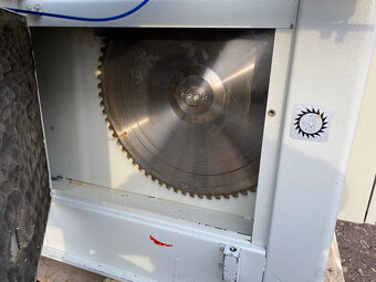 Příčná pila STROMAB TR600 - 10