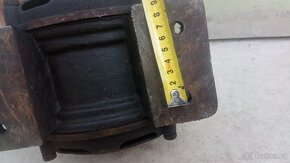 Velmi starý elektromotor - do sbírky. - 10