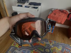 Helma na motocross + brýle - 10