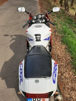 Honda 900 cbr Fireblade - 10