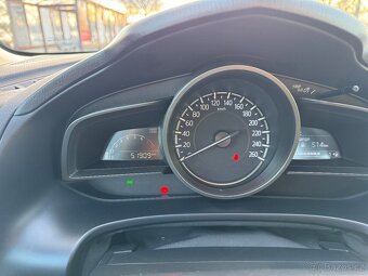 Mazda 3, 2.0 88kW Sedan, CarPlay, 1.maj, 10 / 2017, 52000Km - 10