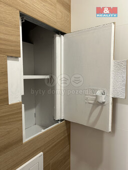 Pronájem bytu 2+1, 60 m², Louny, ul. 17. listopadu - 10