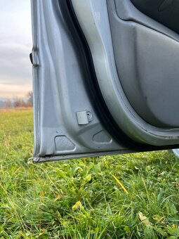 Bmw e46 330d 142 kw - díly - 10