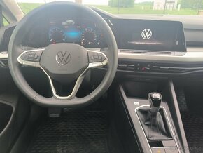 Zánovní VW Golf 8 2.0TDI 85kw 7300km plná záruka - 10