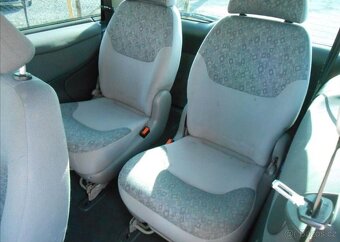 Ford Galaxy 1,9 TDI 66 kW Historie 7 Míst nafta - 10