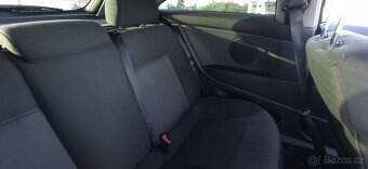 Opel Astra GTC - 10