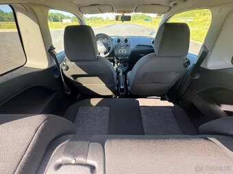 Ford Fiesta 1.4 70 koní , Nová STK r.v 2006 - 10