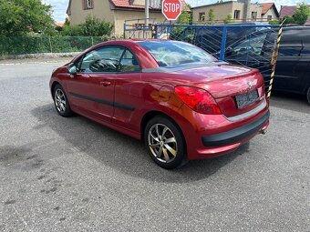 Peugeot 207CC 1.6i 16v - 10