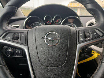 Opel Astra Com 1.6i Jen 98.000 Km serviska - 10