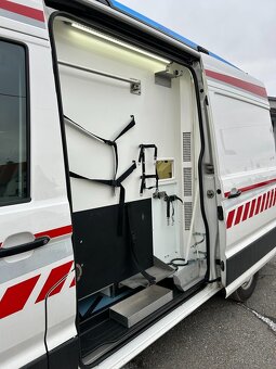 VW Crafter - 2.0 TDI Sanitní vůz - DSG - 10