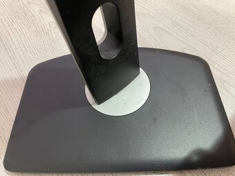 Monitor Dell P2213t - 10