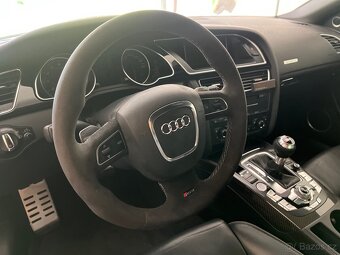 Audi RS5 4.2 V8 331kW - zadřený motor - 10