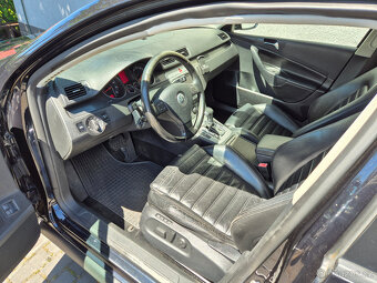 Volkswagen Passat 2,0 TFSI Variant Automat  99.999Kč - 10