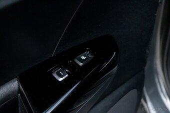 Kia Sportage 1.6 T-GDi/ Navi/ Vyhrievané sedadlá aj vzadu - 10