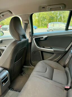Volvo V60 - 10