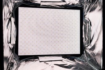 Profi LED světlo Nanlite Mixpanel 150 RGBWW  - 10