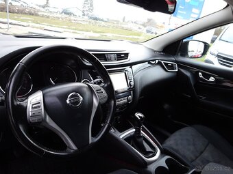 Nissan Qashqai 1,2i, garance km - 10