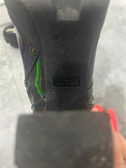 Boty na podpatku - 10