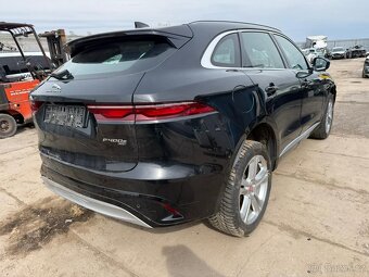 Jaguar F-Pace P400e 2022 - 10