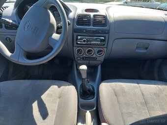 Hyundai Accent - 10
