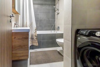 Pronájem byty 2+kk, 60 m2 , Praha 7 - Holešovice - 10