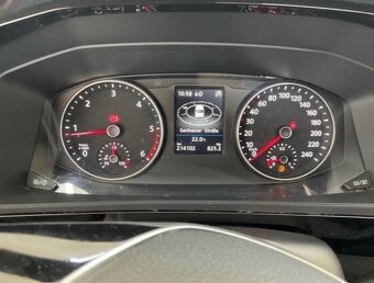 T6 Multivan Edition 2.0 TDI DSG (08/2017) odpočet DPH možný - 10