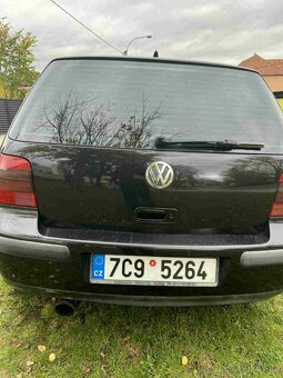 VW GOLF SPECIAL EDITION  1.9 TDI 74KW PD - 10