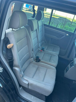 Volkswagen Touran 2.0i 80kW CNG - 10