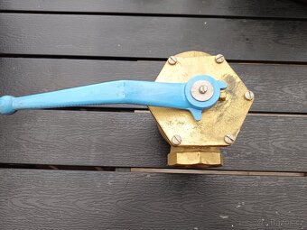 Kulový ventil mosaz  50 a 40mm rozebiratelný - 10