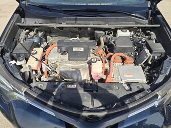 Toyota RAV4 - 10