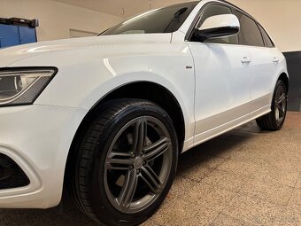 AUDI Q5 2.0Tdi - 10