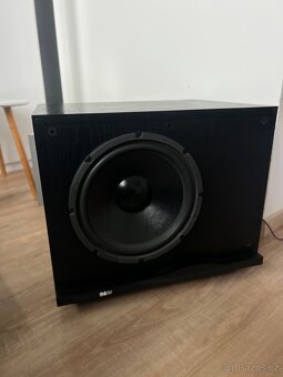 Bang & Olufsen B&W - 10