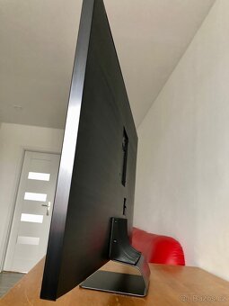 QLED Smart TV Samsung Q9 55 palců - 10