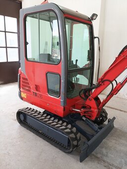 Minibagr Takeuchi TB 016 roztahovací podvozek - 10