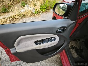 Prodám Citroen C3 Picasso rok 2010 - 10