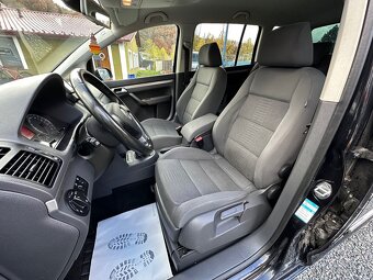 Vw Touran 2.0tdi 7místné Top stav Výbava - 10