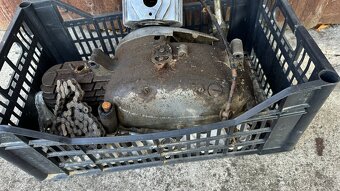 Jawa 555 – kompletní, s prsíčky a díly navíc, bez TP - 10