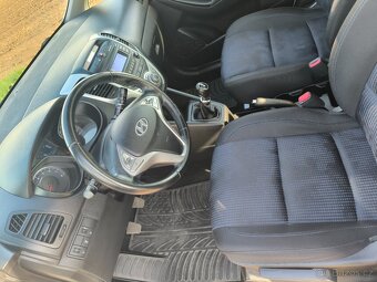 IX 20, 1. majitel, rok 2015, 168 000km - 10