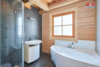 Prodej rodinného domu, 216 m², Nové Hrady, ul. Vilová čtvrť - 10