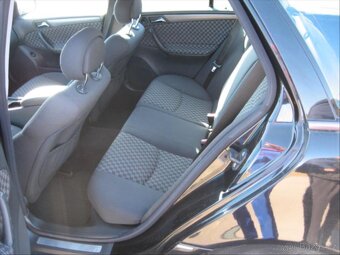 Mercedes-Benz W203 C 220 CDI Avantgarde - 10