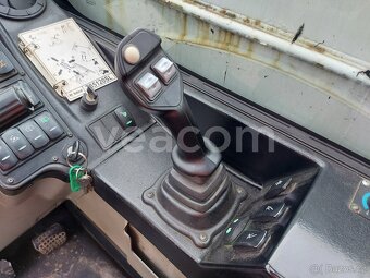 Bobcat T35 teleskopický manipulátor - 10