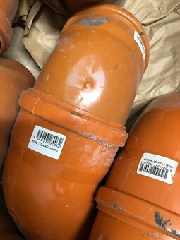 Potrubí a tvarovky - 10