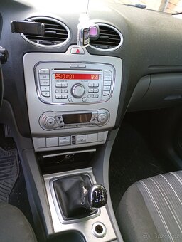 Focus 1.6 benzin 74 kW - 10