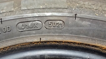Zimní pneu 215/65/16c Michelin - 10
